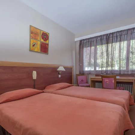 Hotel Le Jura Divonne-les-Bains