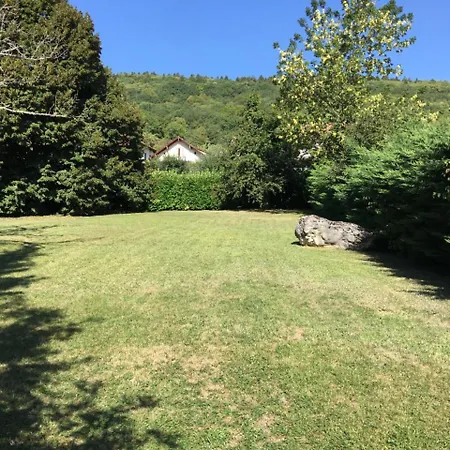 Le Jura 3*