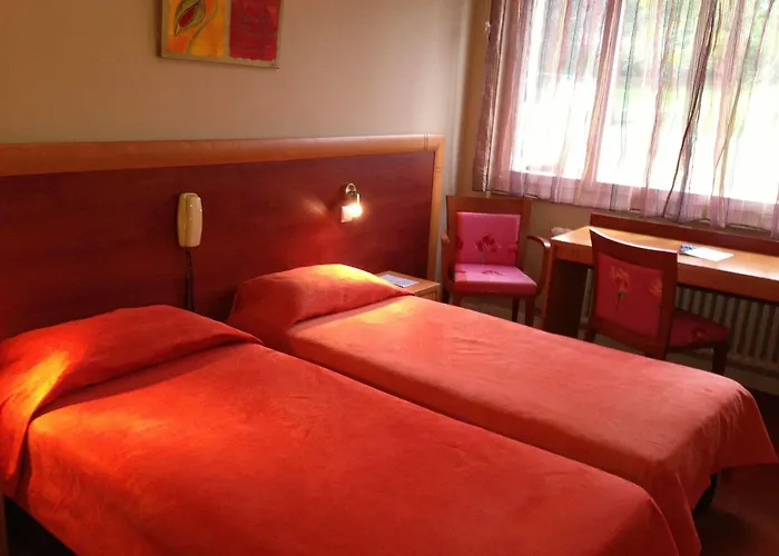 Le Jura 3* 디본느레방